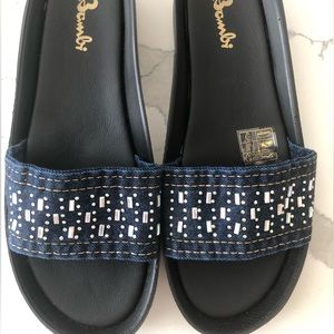 Bambi Shoes / sandals Jean Flat Heel Slip on Beaded Knot Slides US 8.5 EU 38